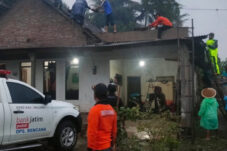 Angin Kencang Rusak 10 Rumah di Pakis Kabupaten Malang