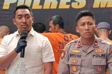 Kasatreskrim Polres Malang AKP Muuhamad Nur (Kiri) saat rilis media hasil Operasi Pekat