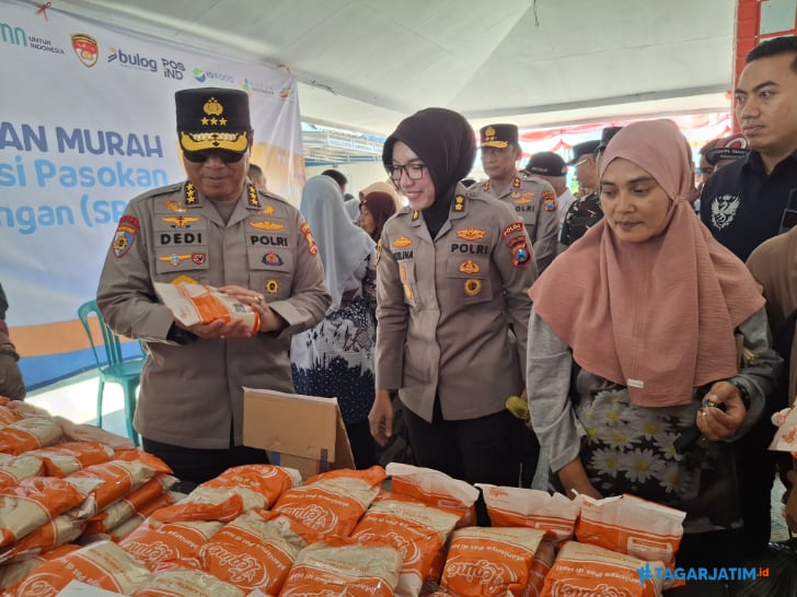 Irwasum Polri Tinjau Bazar Murah di Malang