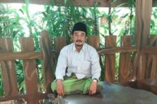 Pelopor Hari Santri Gus Thoriq Kritik Narasi Negatif Trans7