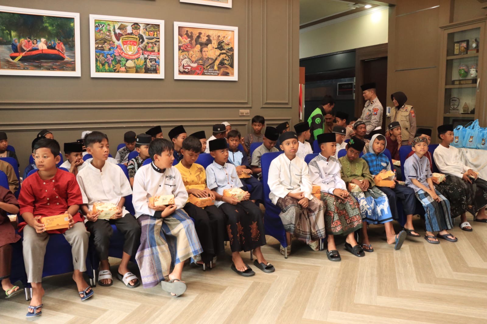 Khitan Massal Gratis, Wujud Kepedulian Sosial Kemanusiaan Polres Malang