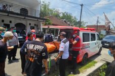 f87557d1 5fb4 40ed be8d d340a10a4c68