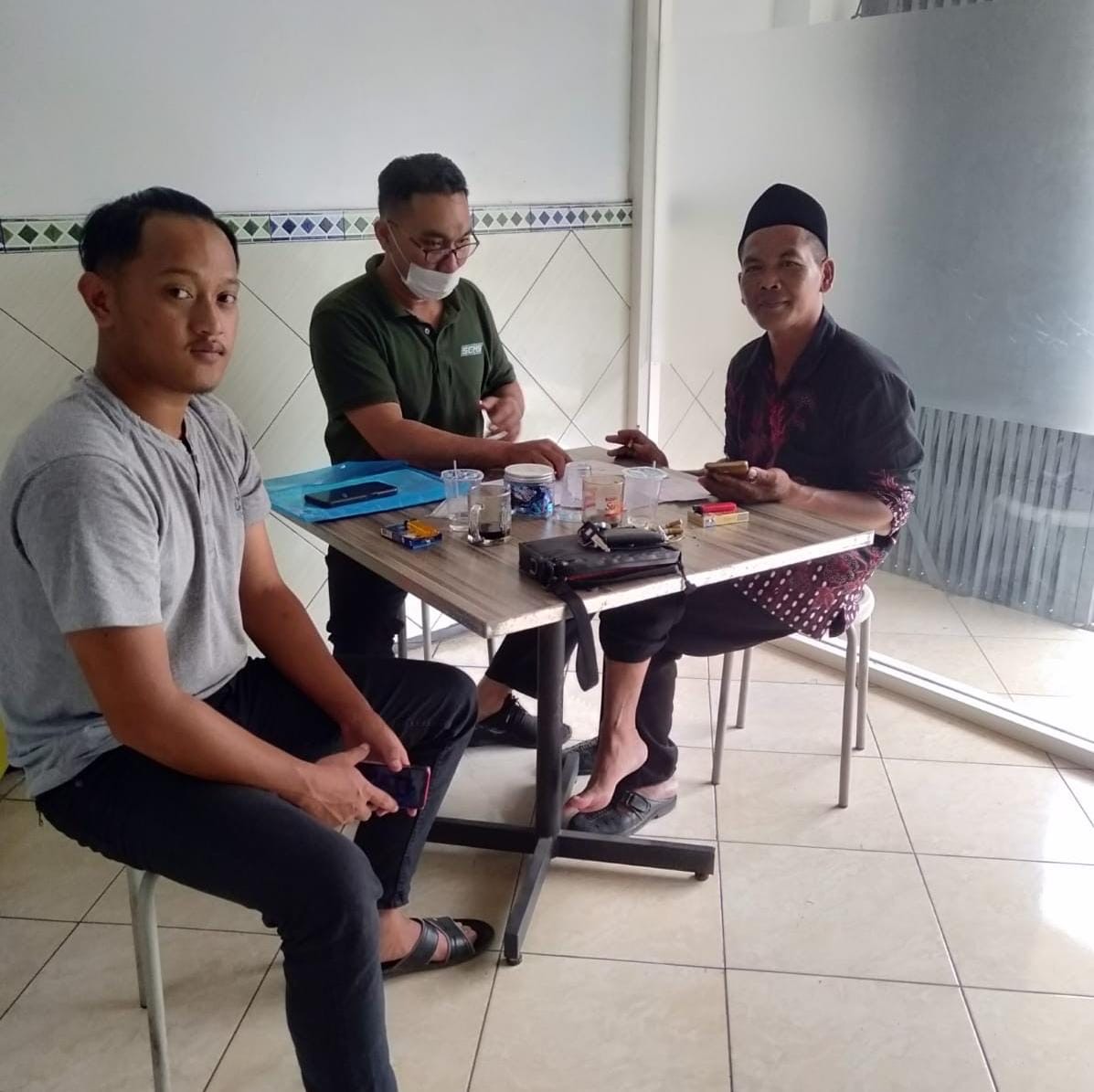 1fa8c343 ebc7 44c4 8057 1f343fb32a04