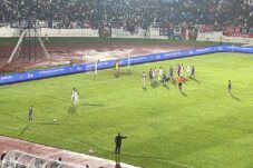 Arema FC Takluk dari Persija, Laga Panas Warnai Kekalahan di Kanjuruhan