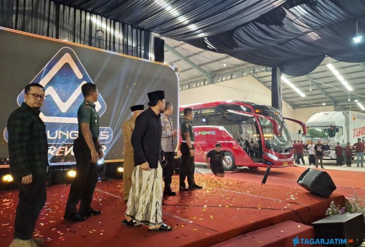 Gunungmas Luncurkan Transportasi Berkelas, Bus "Faz Revolver"