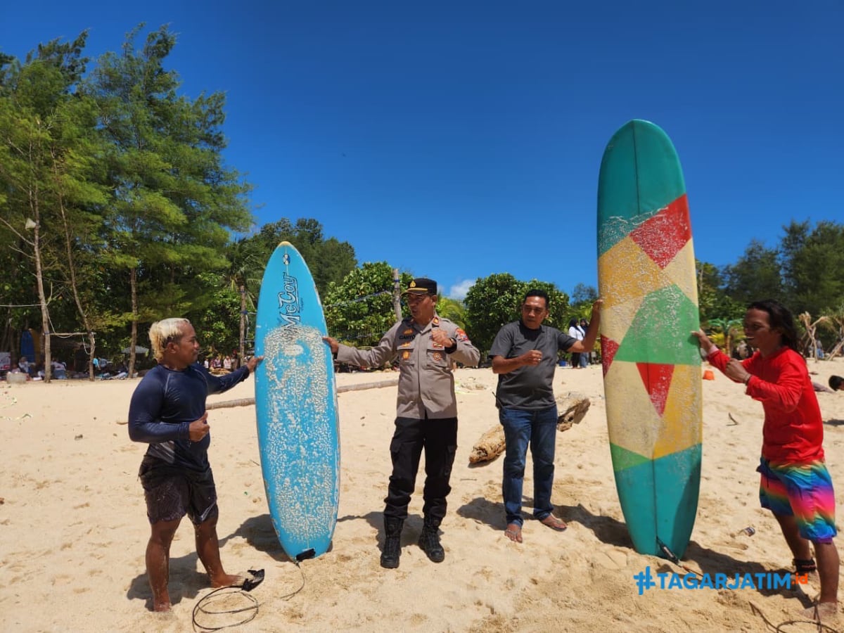 Long Week End, Polres Malang Tingkatkan Patroli di Tempat Wisata Pantai 6 Long Week End, Polres Malang Tingkatkan Patroli di Tempat Wisata Pantai