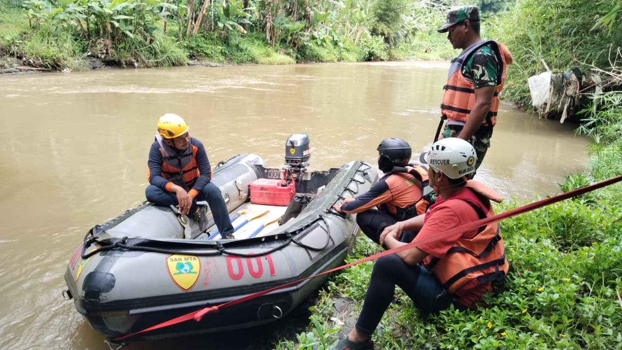 Polisi dan Tim Gabungan Intensifkan Pencarian Bocah Hanyut di Irigasi Malang 3 582bfb01 020c 4a23 a6ce 430d6b79deef