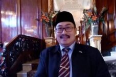 Mengenal Gus Fahrur, Figur Potensial Calon Ketum Pengurus Besar Nahdlatul Ulama di Abad Kedua 8 Mengenal Gus Fahrur, Figur Potensial Calon Ketum Pengurus Besar Nahdlatul Ulama di Abad Kedua