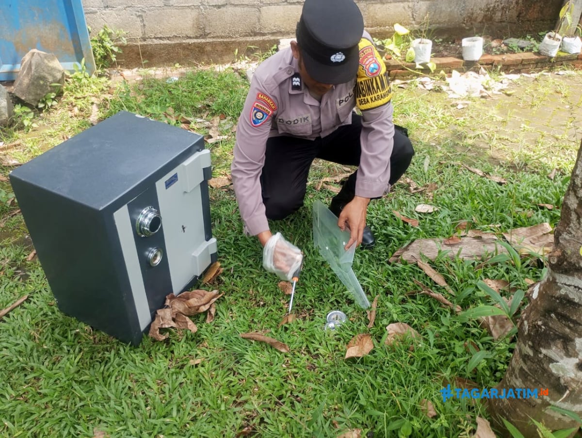 Polisi Tangkap 3 Pelaku Pembobolan SMPN 1 Pakisaji, Berkat Rekaman CCTV 4 Polisi Tangkap 3 Pelaku Pembobolan SMPN 1 Pakisaji, Berkat Rekaman CCTV