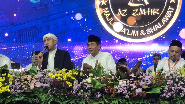 Ribuan Jamaah Ikuti Sholawat dan Pengajian di PG Kebon Agung 9 IMG 20260406 112051