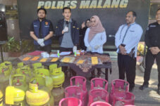 Polres Malang Tangkap 3 Pelaku Pengoplos LPG 3Kg ke 12 Kg 25 IMG 20260424 115255