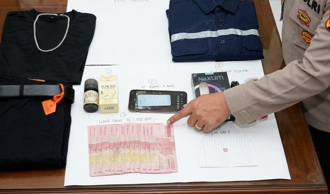Pura-pura Belanja, Seorang Pemuda Curi 3 HP di Toko di Wilayah Kepanjen Malang 7 63e4f89c dd8c 4052 9728 d1e782af1db2