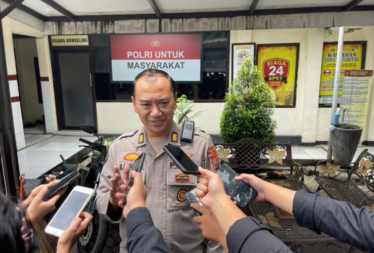 Viral “Pocong Abal-Abal” di Malang Raya, Polisi Pastikan Belum Ada Laporan Resmi 7 Viral “Pocong Abal-Abal” di Malang Raya, Polisi Pastikan Belum Ada Laporan Resmi