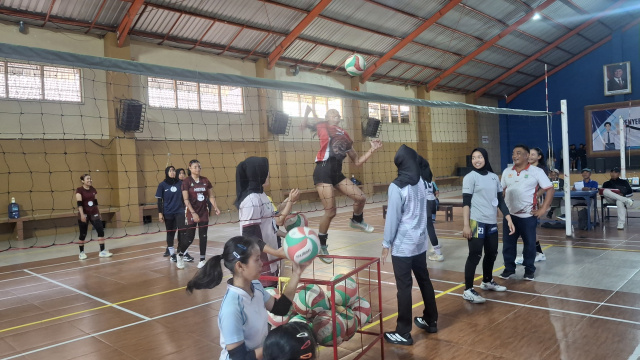 Puluhan Atlet Voli Kabupaten Malang Bersaing Ikuti Seleksi Porprov X 8 IMG 20260517 185323